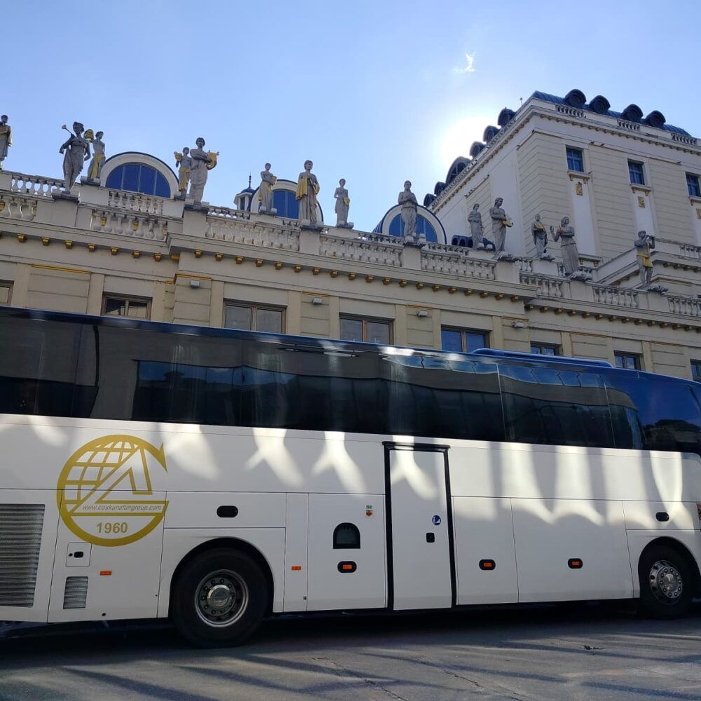 02dc7428-07f2-4a51-b4c1-56393e5848cb